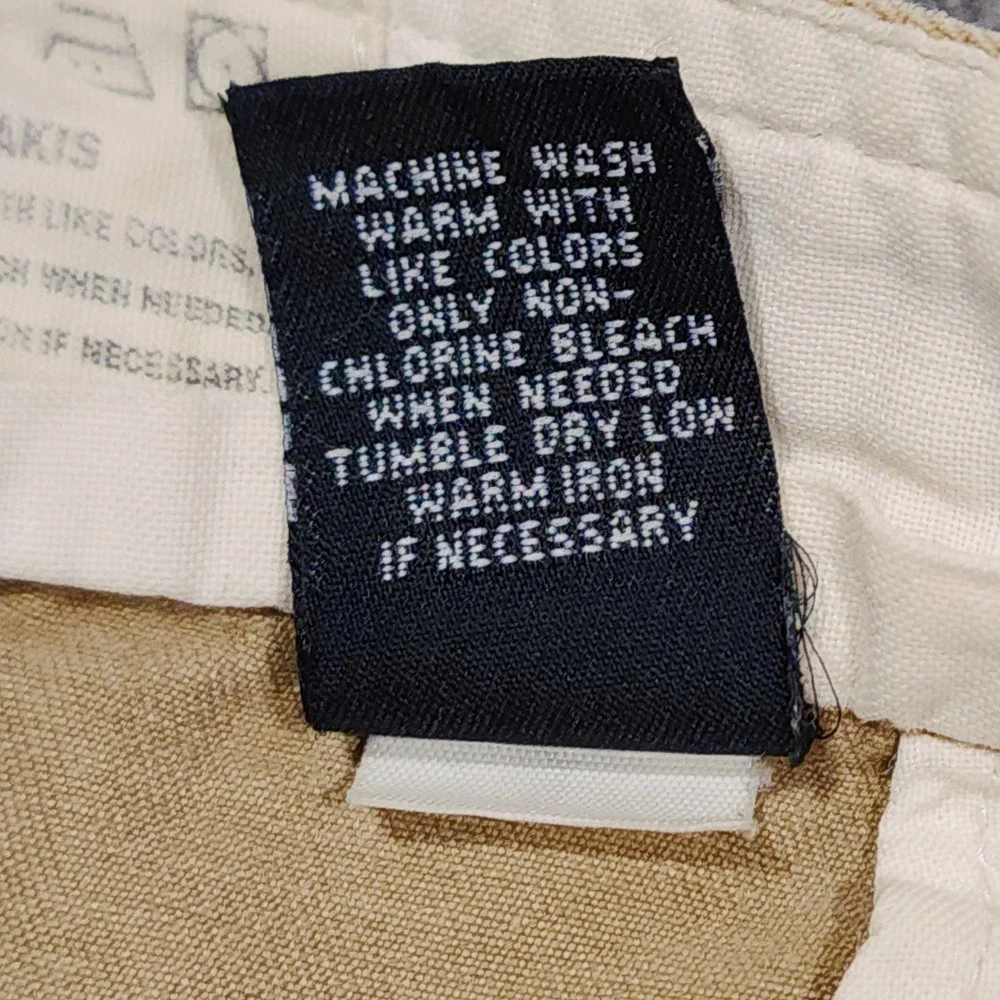 Gap Khakis Shorts 32 x10 Men Beige 22